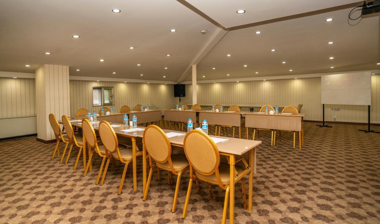 The Bostanci Otel Istanbul Exterior photo